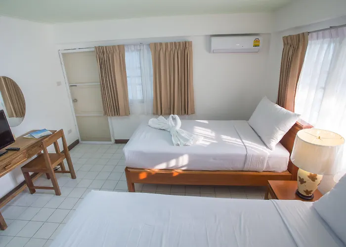 The Bangkokians City Garden Hotel