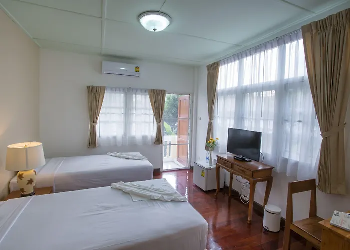 The Bangkokians City Garden Hotel