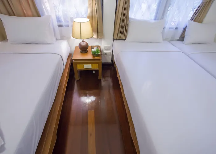 The Bangkokians City Garden Hotel
