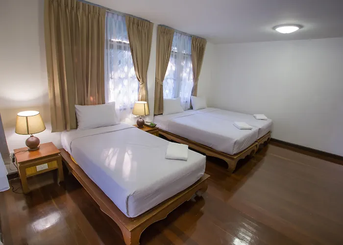 Hotel The Bangkokians City Garden