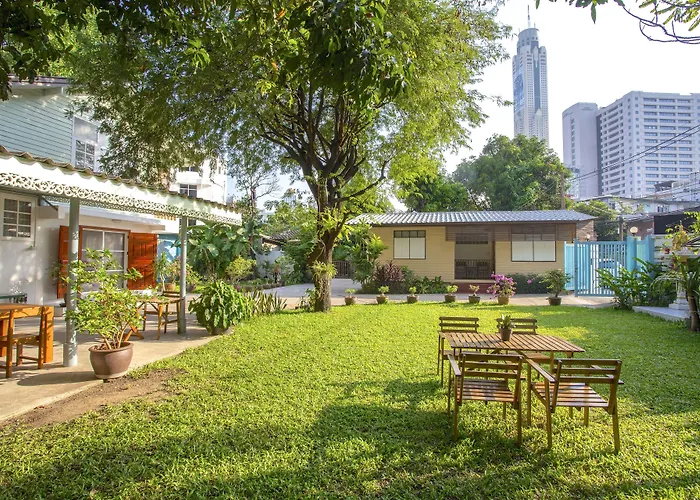 The Bangkokians City Garden Hotel
