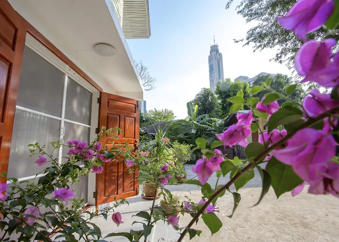 Hotel The Bangkokians City Garden Bangkok